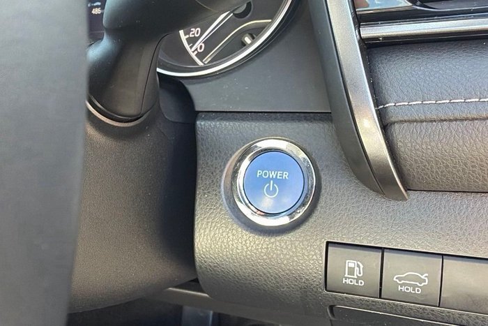 2024 Toyota Camry SX