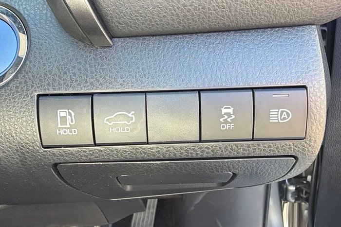2024 Toyota Camry SX