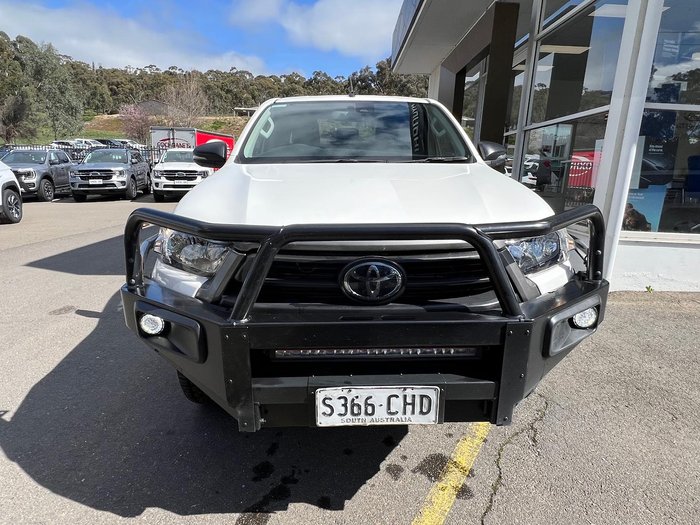 2020 Toyota Hilux SR