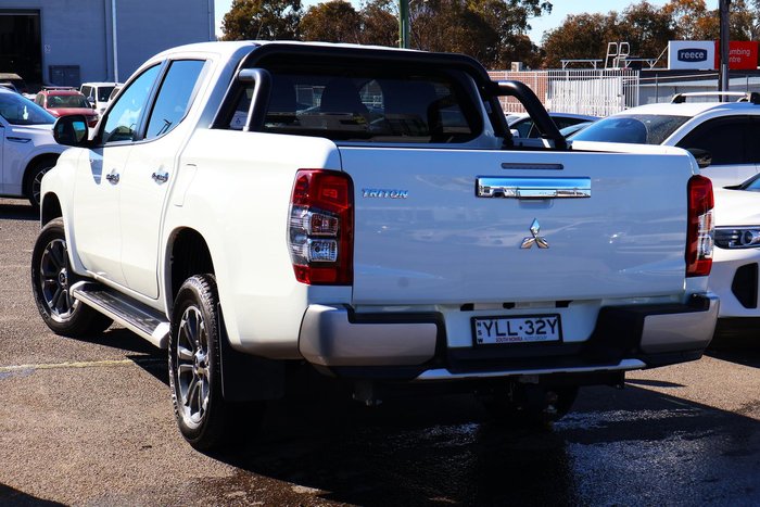 2022 Mitsubishi Triton GLS