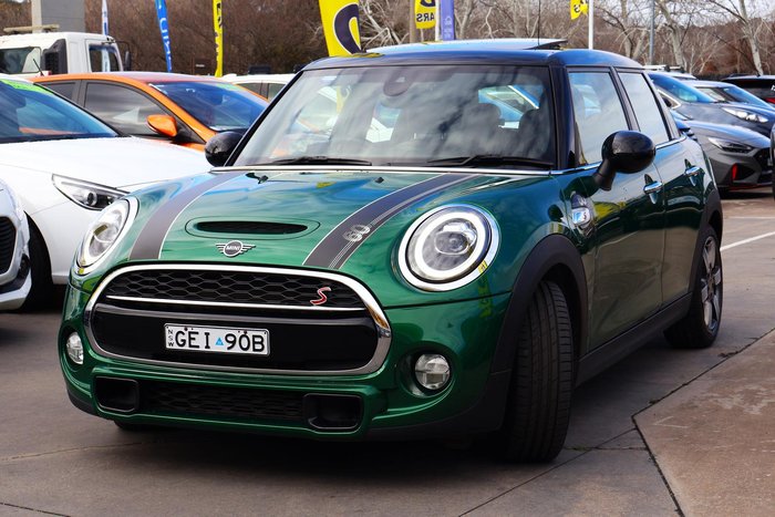 2019 MINI Hatch Cooper S 60 Years Edition F55 LCI