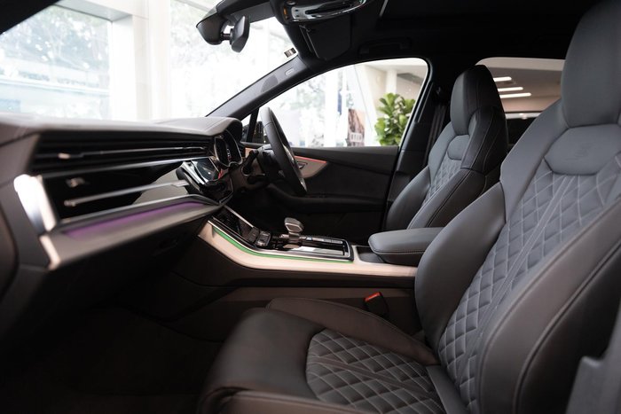 2025 Audi Q7 TDI 210kW S line