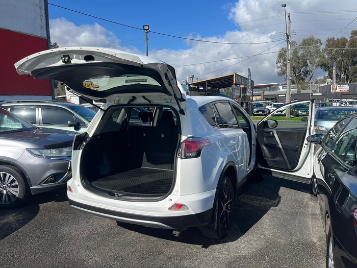 2017 Toyota RAV4 GXL