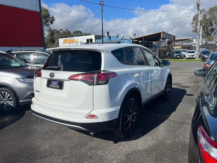 2017 Toyota RAV4 GXL