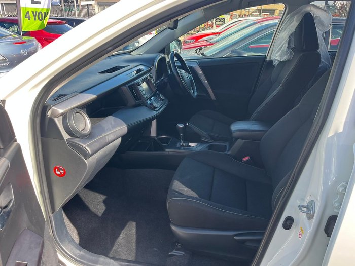 2017 Toyota RAV4 GXL