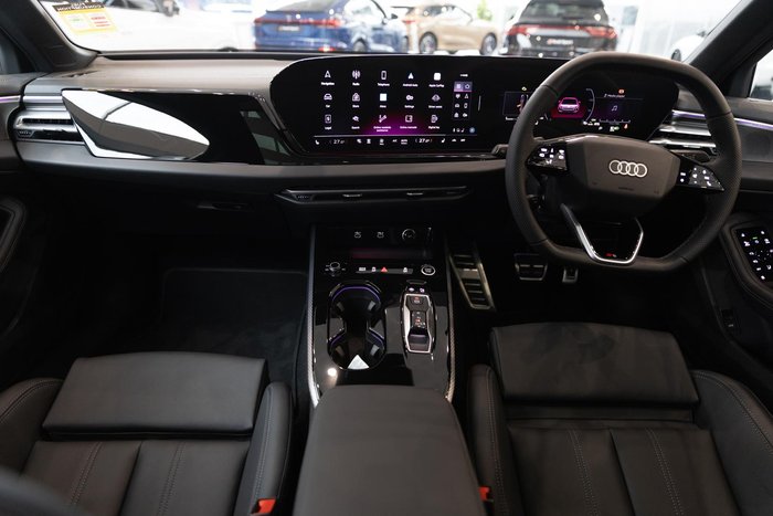 2025 Audi A5 TFSI 200kW S line