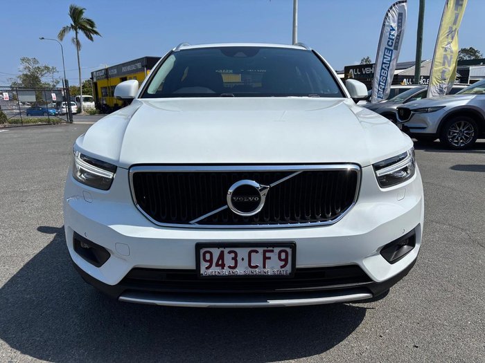 2021 Volvo XC40 T4 Momentum