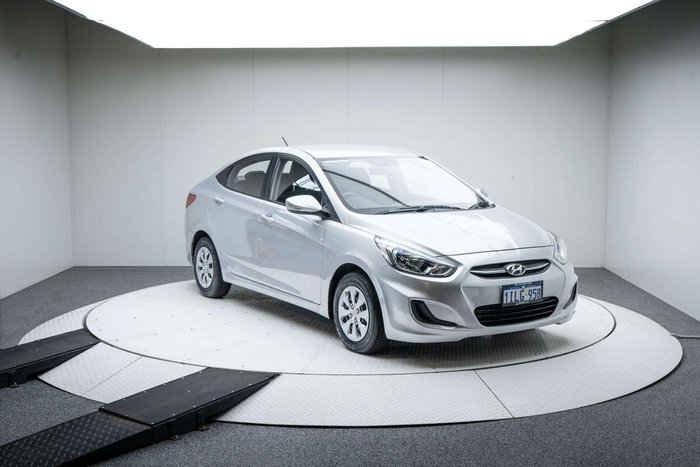 2015 Hyundai Accent Active