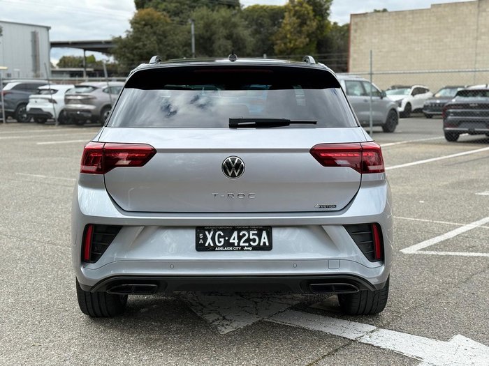 2023 Volkswagen T-Roc 140TSI R-Line