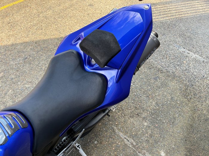 2007 Yamaha YZF-R1 BLUE