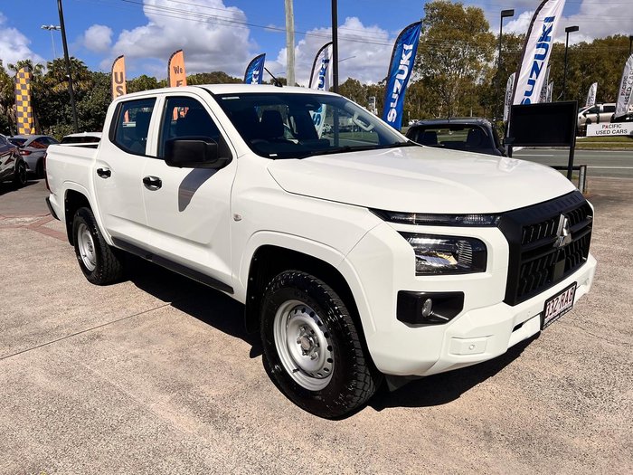 2024 Mitsubishi Triton GLX