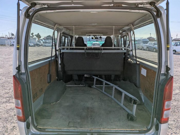2016 Toyota Hiace DX