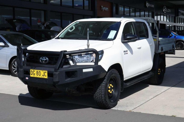 2022 Toyota Hilux SR