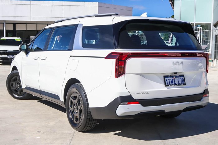 2025 Kia Carnival S
