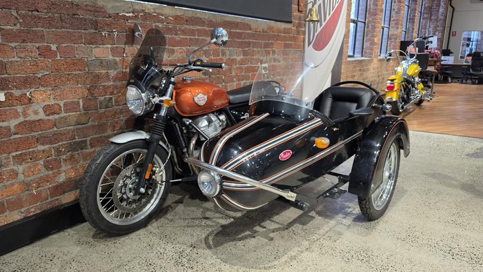 Royal Enfield Interceptor 650 Classic 650 Twin