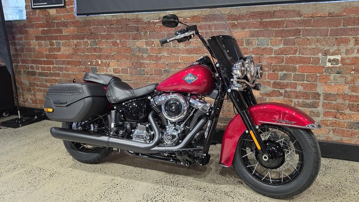 Harley-Davidson Heritage Classic 117 (FLHC) Softail