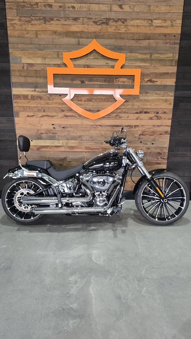 Harley-Davidson Breakout 117 (FXBR) Softail