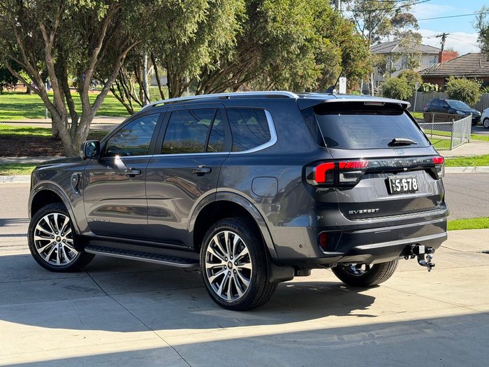 2024 Ford Everest Platinum