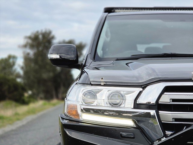 2020 Toyota Landcruiser VX
