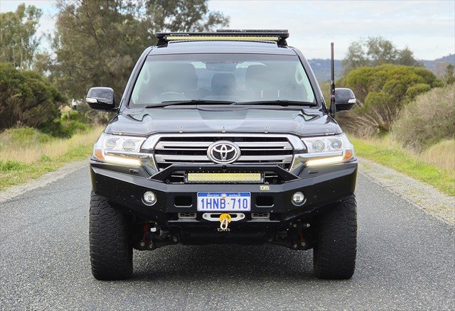 2020 Toyota Landcruiser VX