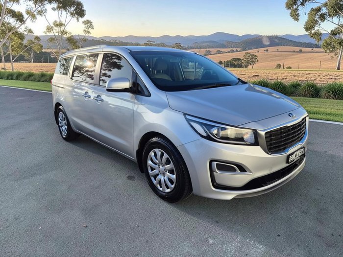 2020 Kia Carnival