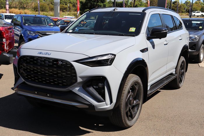 2026 Isuzu MU-X X-TERRAIN