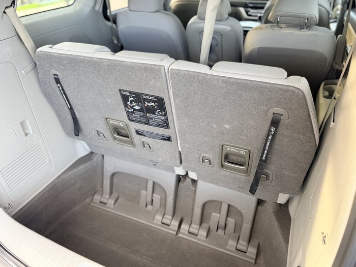 2015 Kia Carnival Si