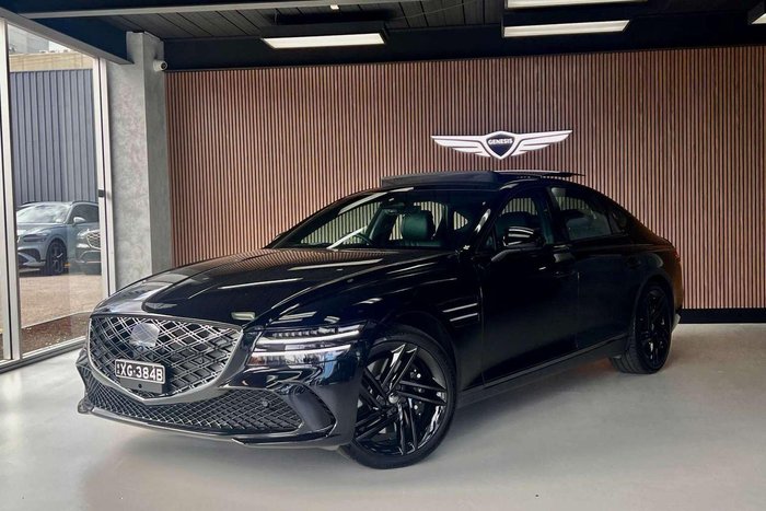 2025 Genesis G80