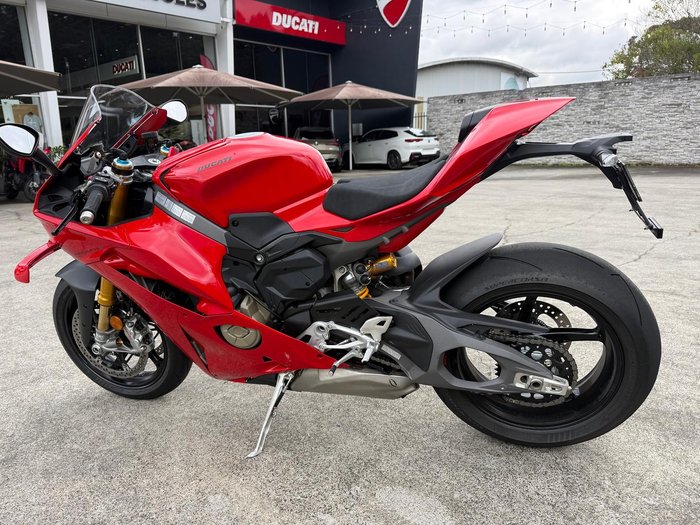 2025 Ducati Panigale V4 S