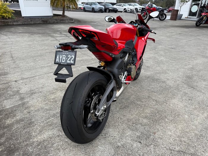 2025 Ducati Panigale V4 S