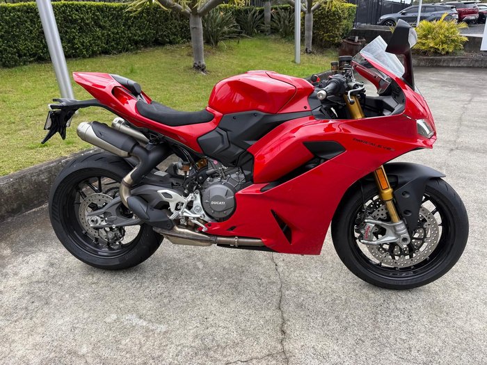 2025 Ducati Panigale V2 S