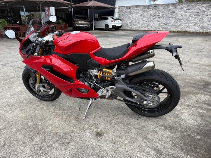 2025 Ducati Panigale V2 S