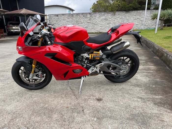 2025 Ducati Panigale V2 S