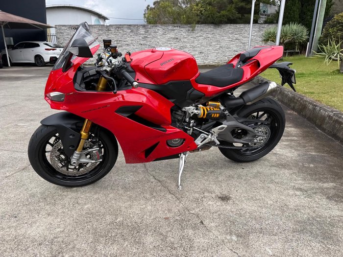 2025 Ducati Panigale V2 S