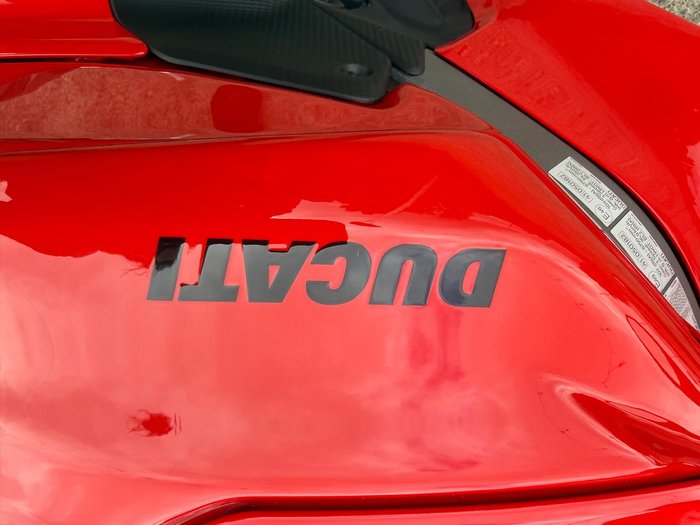 2025 Ducati Panigale V2 S