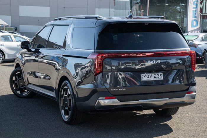 2024 Kia Carnival GT-Line