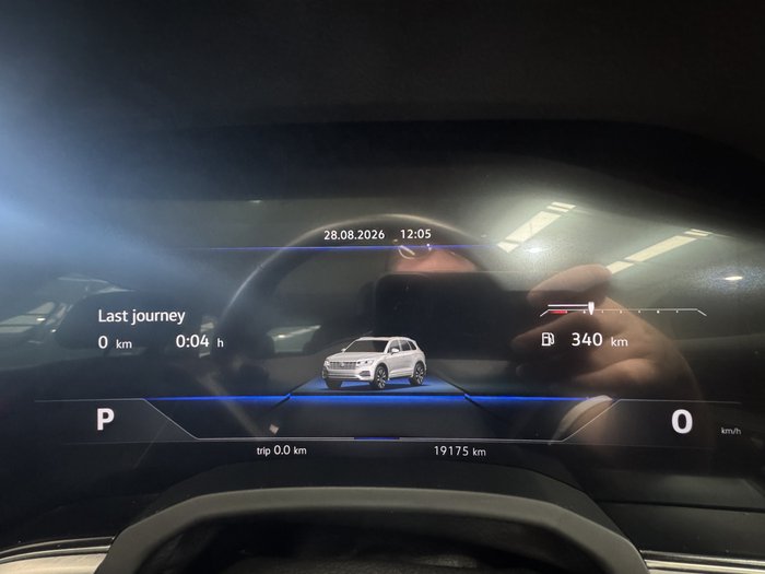 2022 Volkswagen Touareg 210TDI Elegance