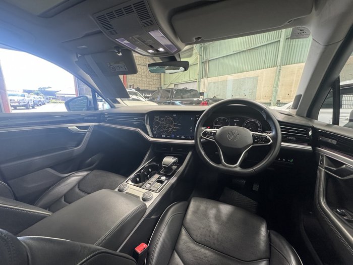 2022 Volkswagen Touareg 210TDI Elegance