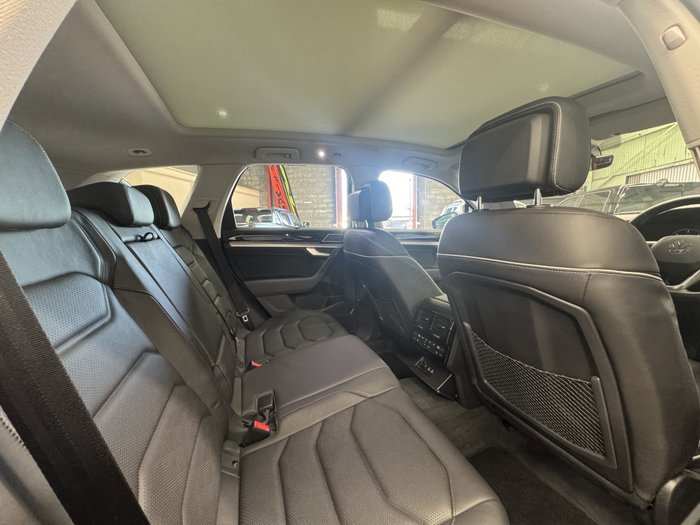 2022 Volkswagen Touareg 210TDI Elegance