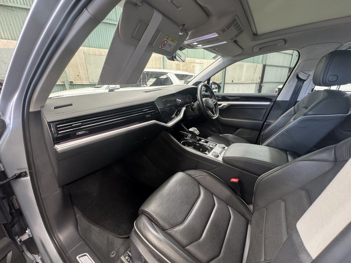 2022 Volkswagen Touareg 210TDI Elegance