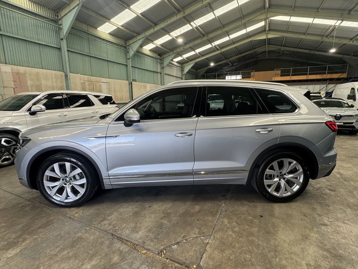 2022 Volkswagen Touareg 210TDI Elegance