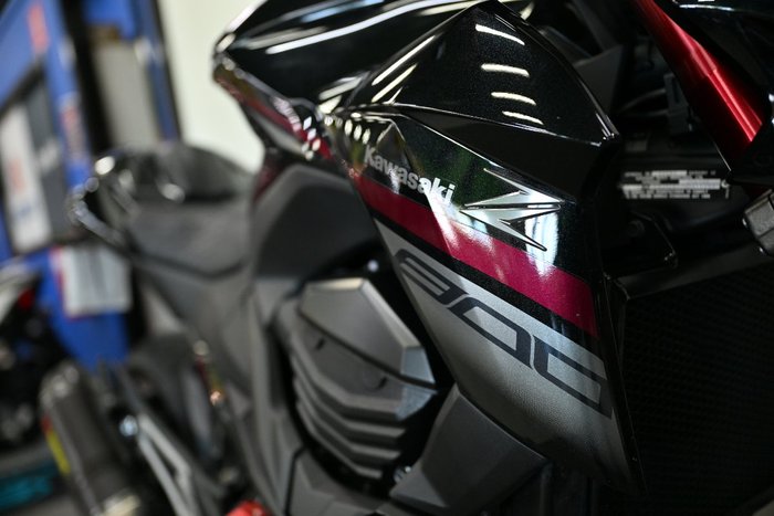 2016 Kawasaki Z800 ABS (ZR800) Maroon