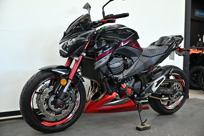 2016 Kawasaki Z800 ABS (ZR800) Maroon