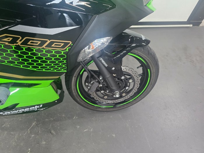 2020 Kawasaki NINJA 400 KRT EDITION Green