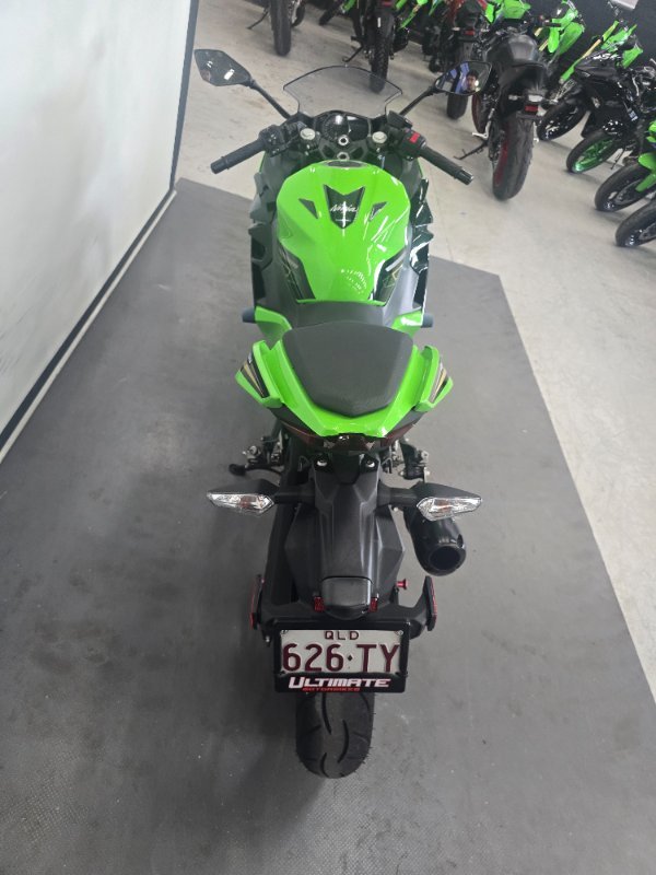 2020 Kawasaki NINJA 400 KRT EDITION Green