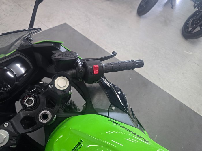 2020 Kawasaki NINJA 400 KRT EDITION Green