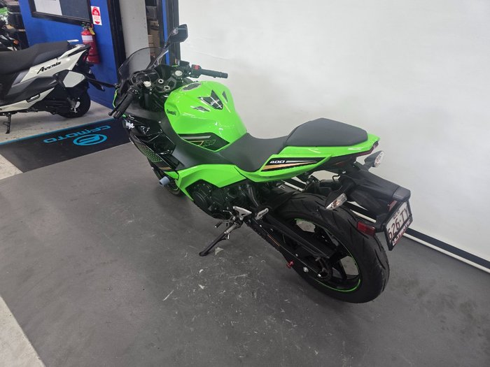 2020 Kawasaki NINJA 400 KRT EDITION Green