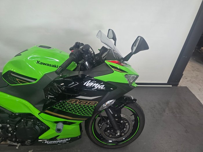 2020 Kawasaki NINJA 400 KRT EDITION Green