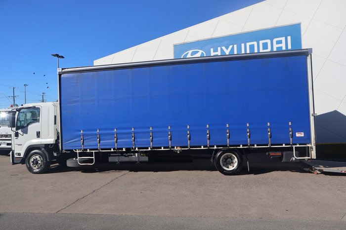 2022 ISUZU FSR 140-260