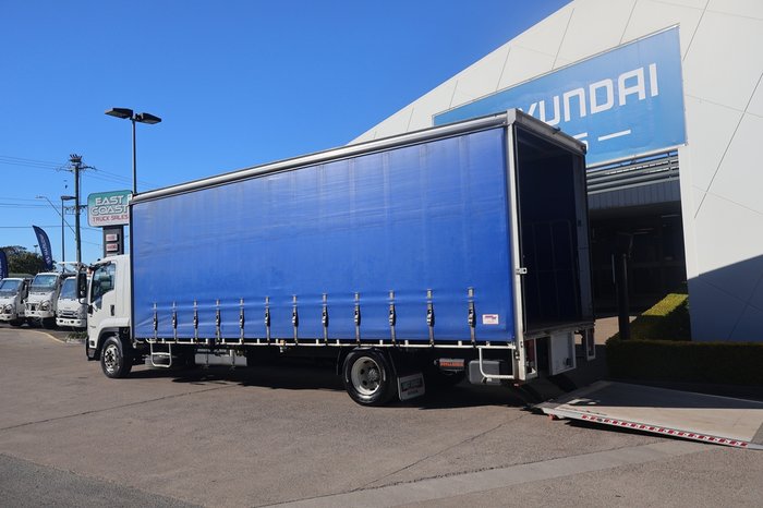 2022 ISUZU FSR 140-260
